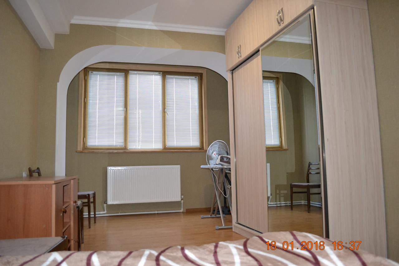 Apartment On Ikalto 8 Тбилиси Екстериор снимка