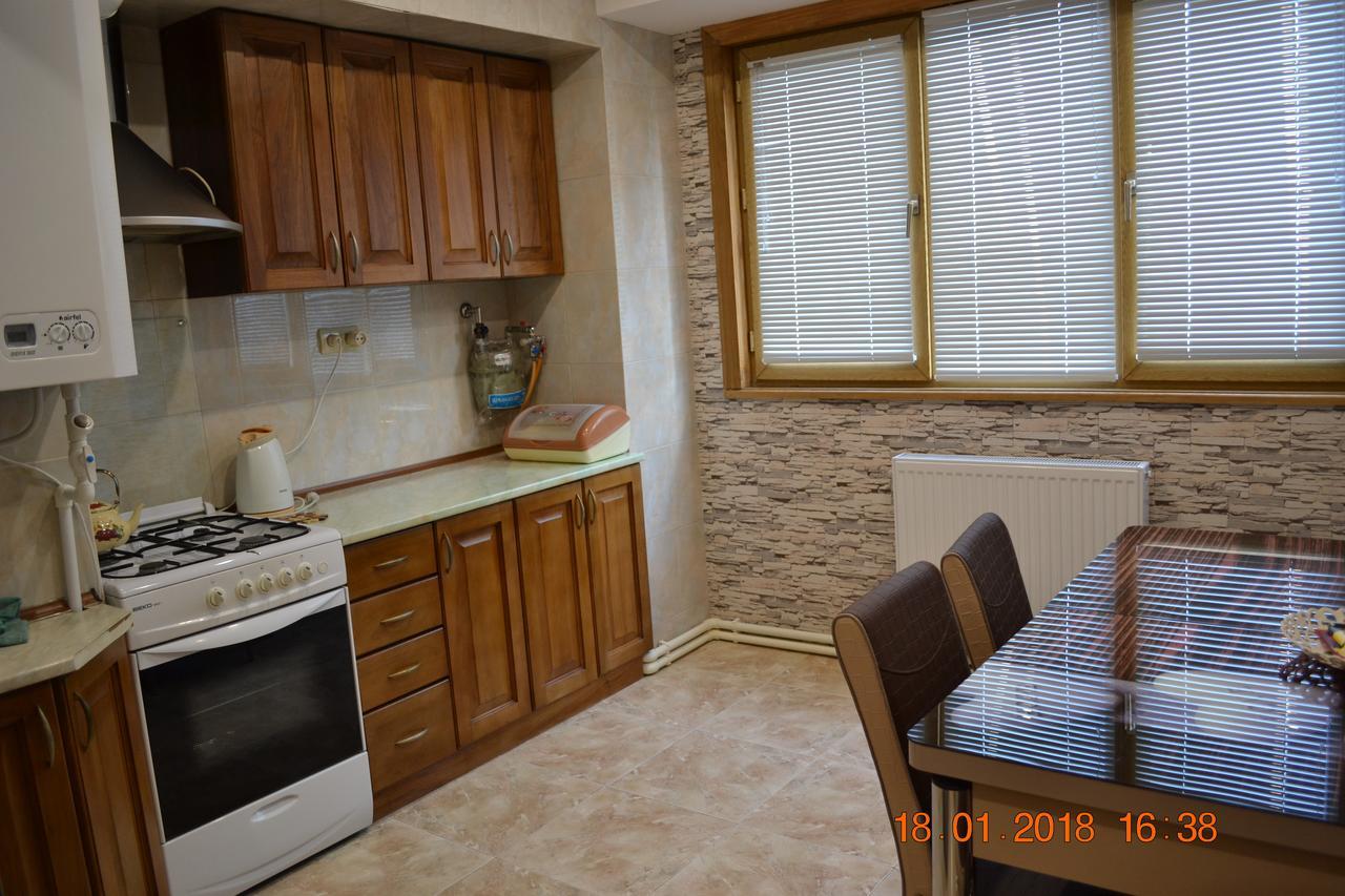 Apartment On Ikalto 8 Тбилиси Екстериор снимка