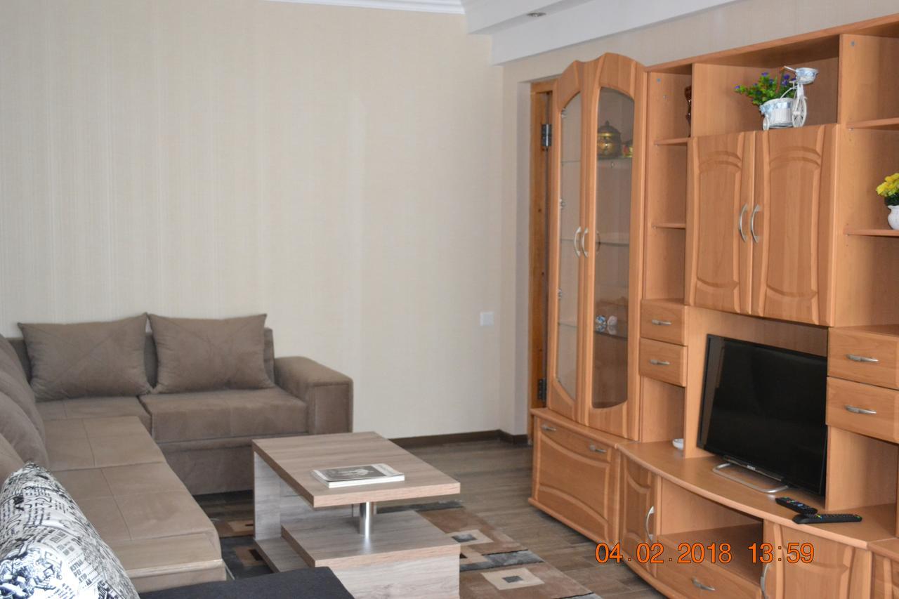 Apartment On Ikalto 8 Тбилиси Екстериор снимка